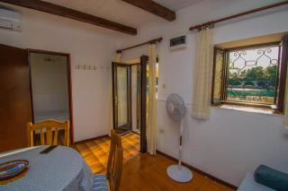 Apartments Punta Blue & Orange 5 m from the sea - 1