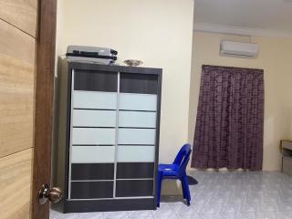 iena homestay - Kampong Bongaliu - 9