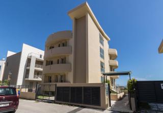 Beachfront Luxurious Newly Built 2-Bed Flat with Stunning Sea Views & Terrace - Roseto degli Abruzzi - 1