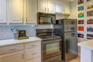 Colorful Atlanta Vacation Rental - Walk to Dtwn! - Atlanta - 3