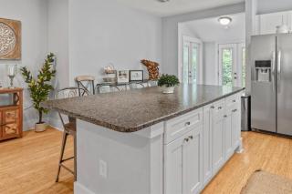 Beautiful Bay to Bay Sanctuary Charming South Tampa Craftsman Home Near Bayshore - Tampa - 5