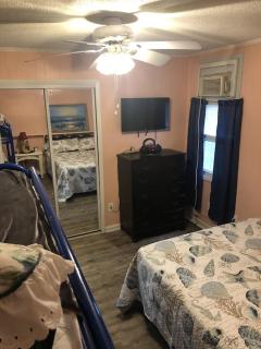 Bayside 1st Floor OC 2 br/1ba pool condo close to Jolly Roger/Convention Center - Ocean City - 2
