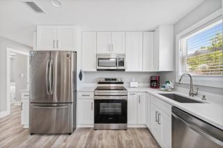 30A Pet Friendly Beach House - Vitamin Sea by Panhandle Getaways - Santa Rosa Beach - 4