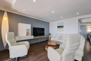 Luxury villa with beautiful sea view & jacuzzi - Benalmádena - 3