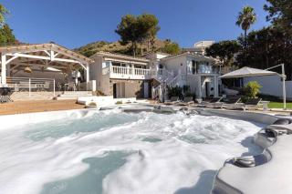 Luxury villa with beautiful sea view & jacuzzi - Benalmádena - 5
