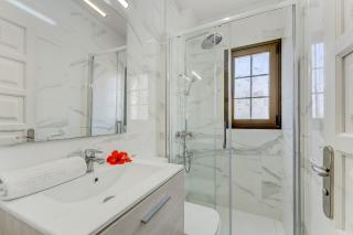 Wonderful apartment with a Sea view, WiFi, Pool - 6