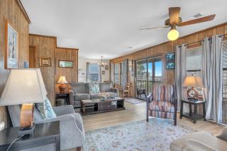 Statehouse by Oak Island Accommodations - Oak Island - 8