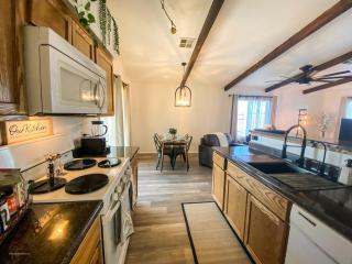 Peaceful, 3BR+King Home W/BBQ, Fire Pit & Huge TV! - 4
