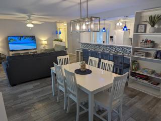 Blue Flamingo - Pool, Sunsets, Dock, Lift, Direct Gulf Access! - Cape Coral - 6