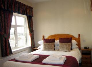 The Old White Lion Hotel - 4