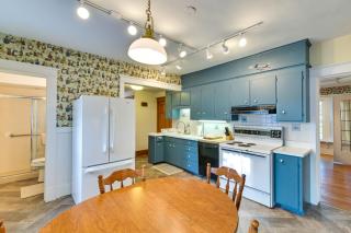 Charming Pet-Friendly Vacation Rental w/ Backyard! - 2
