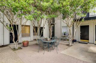 Dallas Condo w/ Pool Access - Walk to Knox Street! - 8