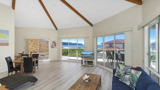 Beach Break - Umina Beach Water Views - 7