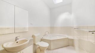 Sunbird - Ettalong Beach - Ettalong Beach - 2
