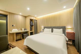 Mokpo H-Avenue Hotel Peace Square - 6