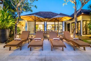 Lotus Luxury Villa Seminyak - Seminyak - 3