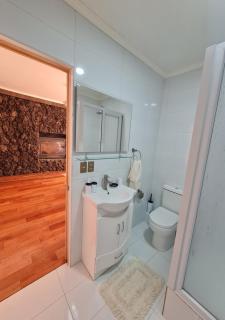 Ensenada Casa Orilla del Lago - 3