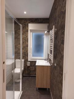 Habitación en apartamento con zonas comunes compartida H2 - Bilbao - 9