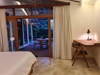Savvy Villa, a Tranquil Oasis & Walk to the Beach - Seminyak - 2