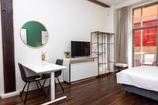 Darling Harbour Studio w Pool Sauna Gym Jacuzzi - 7