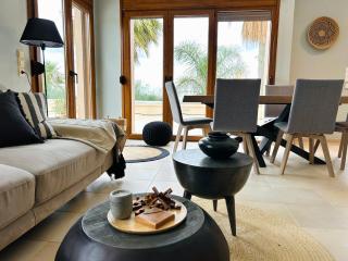 Kiki's Seaview Villa - Gerani - 3