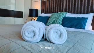 Manzil - Exquisite Studio Near Downtown Dubai with large balcony and Dubai Canal - Dubai - 3