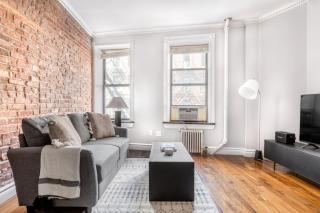 SoHo 2BR w WD Balcony nr Whole Foods NYC-892 - New York - 0