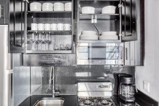 SoHo 2BR w WD Balcony nr Whole Foods NYC-892 - New York - 5