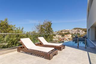 Stelianas House Ground Floor Apartment with Private Pool - 9