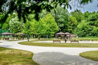 Dom z Ogrodem w Spale - 1