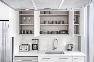 River N 1BR w Gym Pool WD nr L CHI-124 - 1