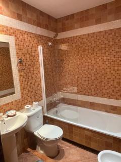 HOSTAL CHIQUININO II - Higuera la Real - 1