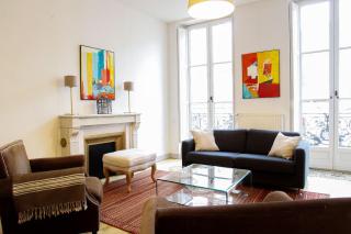 Condillac - Localisation exceptionnelle 2 chambres avec ascenseur et Parking - Bordeaux - 0