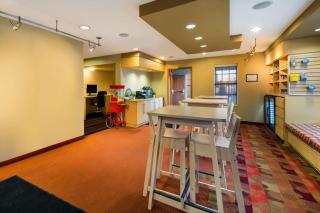 Sonesta Simply Suites Detroit Novi - 7