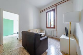 Cannaregio Romantic View Apartment - 3