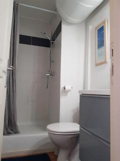 Studio meublé climatisé centre port cap d'Agde - 4