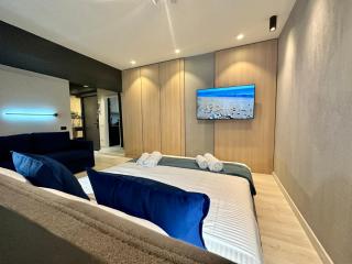 Luxury by Magic Apartments - Bucharest - 9