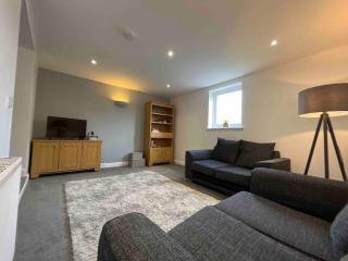 Modern 2 BR Flat in Town Centre - Aberystwyth - 0