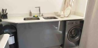 Ultra modern 2 bedroomed apartment - 2082 - 1