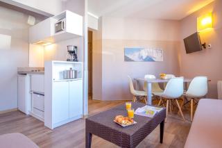 SOWELL RESIDENCES New Chastillon - 6