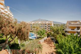 Modern apartment with terrace - Marbella - 9