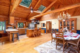 The Lake Cabin - Lakeside - 7