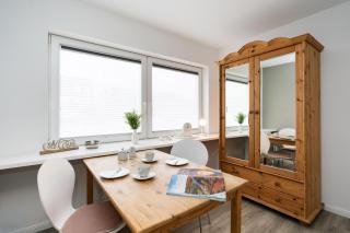 Adrian 4 - Westerland - 9