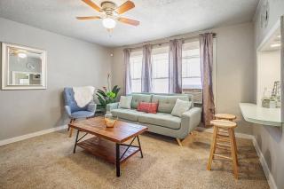 Cozy & Comfy - Few blocks away from Plaza District - Oklahoma City - 3