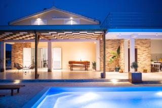 Villa Iva with heated pool - Galovac - 9