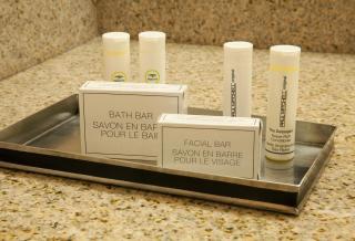 Courtyard by Marriott Seattle Bellevue/Downtown - 9