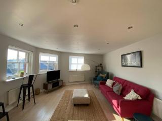 The Penthouse, Winchester - Winchester - 1