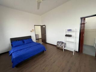 Villa President Homestay -4 bedroom Aircond WIFI Vacations Home - Kampung Kerangi - 2