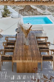 Bluewhite Suites & Villa Santorini - Pyrgos - 1