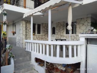 Antonia family house near Airport - 0